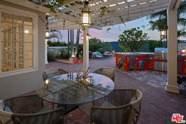 a outdoor space with sitting space