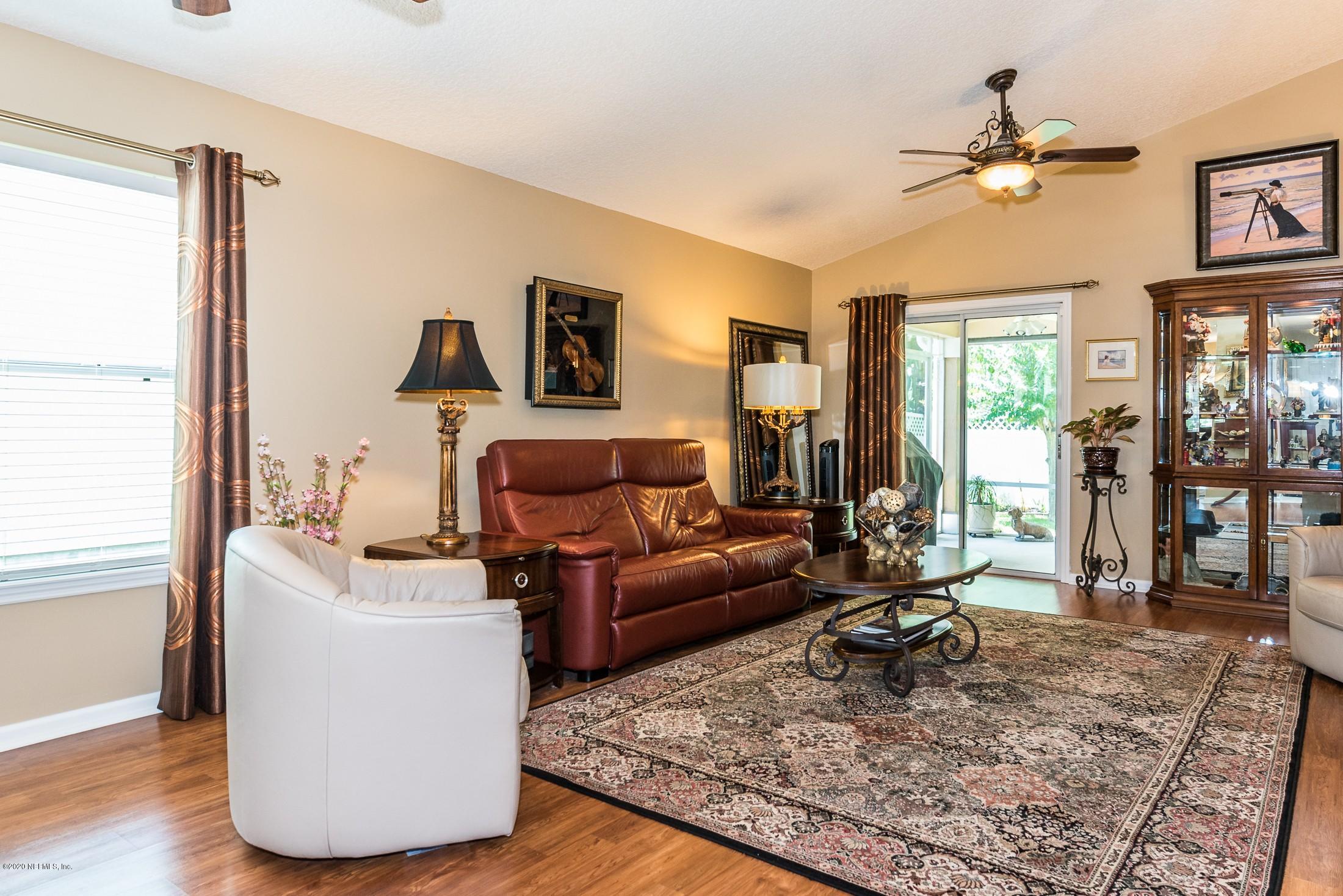 1773 Keswick Road St. Augustine, FL 32084 - Photo 7 of 35 Living Room with Lanai Access