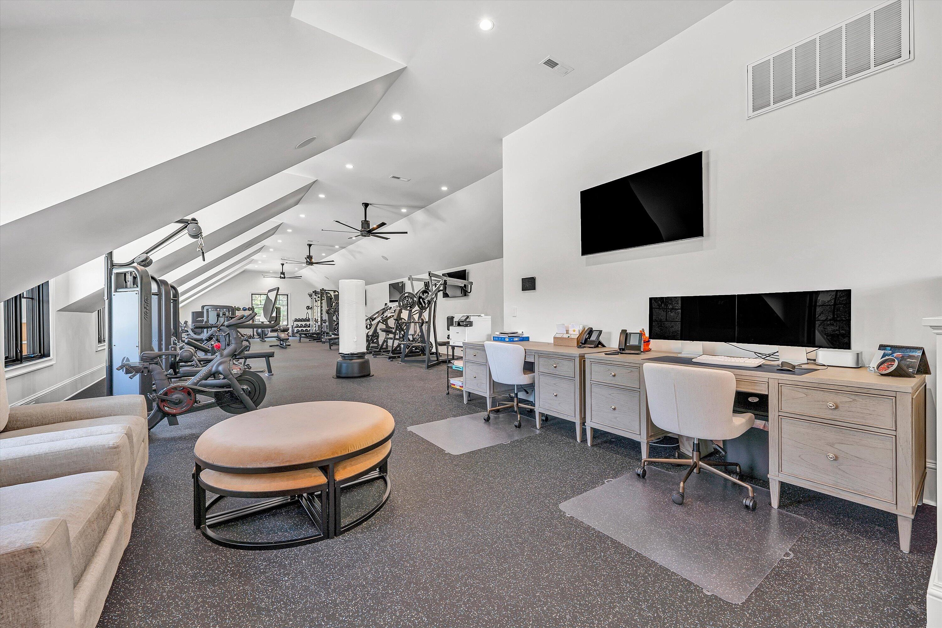 6189 Scruggs Road Moneta, VA 24121 - Photo 62 of 144 Fitness Studio Workspace