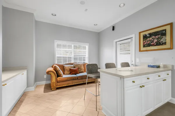 $3,300 | 2025 Woodmont Boulevard, Unit 106, Nashville, TN 37215