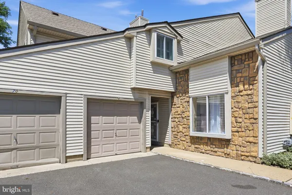 $450,000 | 74 Teal Court, Hightstown, NJ 08520