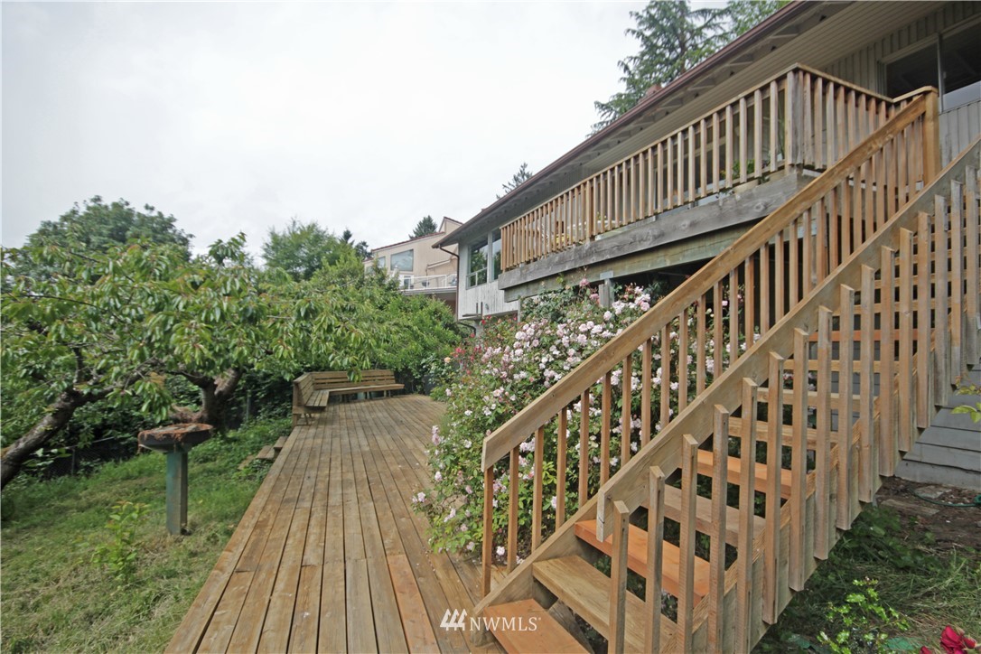 17244 Sylvester Road Southwest Normandy Park, WA 98166 - Photo 20 of 23 Gallery Image 20