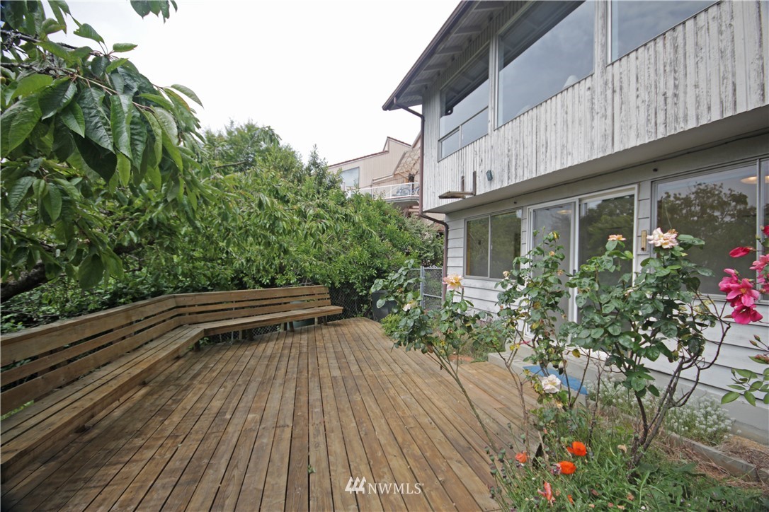 17244 Sylvester Road Southwest Normandy Park, WA 98166 - Photo 21 of 23 Gallery Image 21