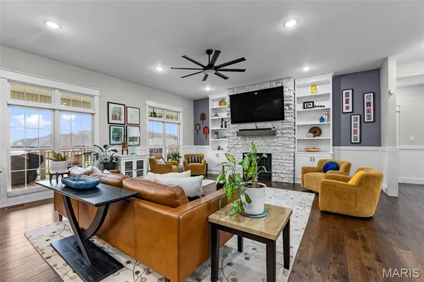 $684,500 | 262 Orange Bowl Dr Cape, Cape Girardeau, MO 63701