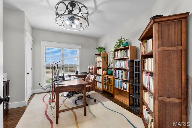 $704,900 | 262 Orange Bowl Dr Cape, Cape Girardeau, MO 63701