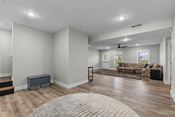 $684,500 | 262 Orange Bowl Dr Cape, Cape Girardeau, MO 63701