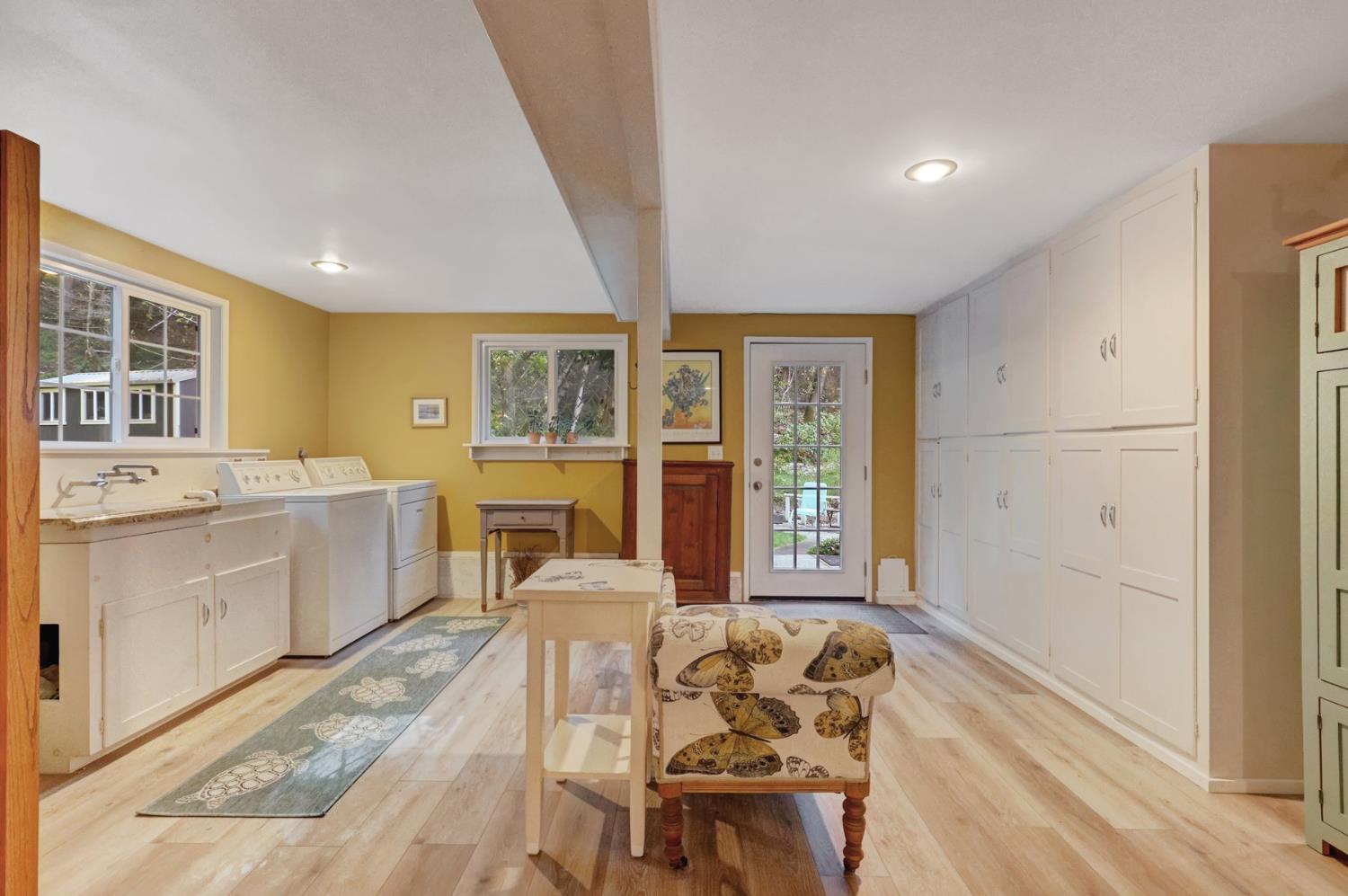 13784 Greenhorn Road Grass Valley, CA 95945 - Photo 43 of 87 Downstairs