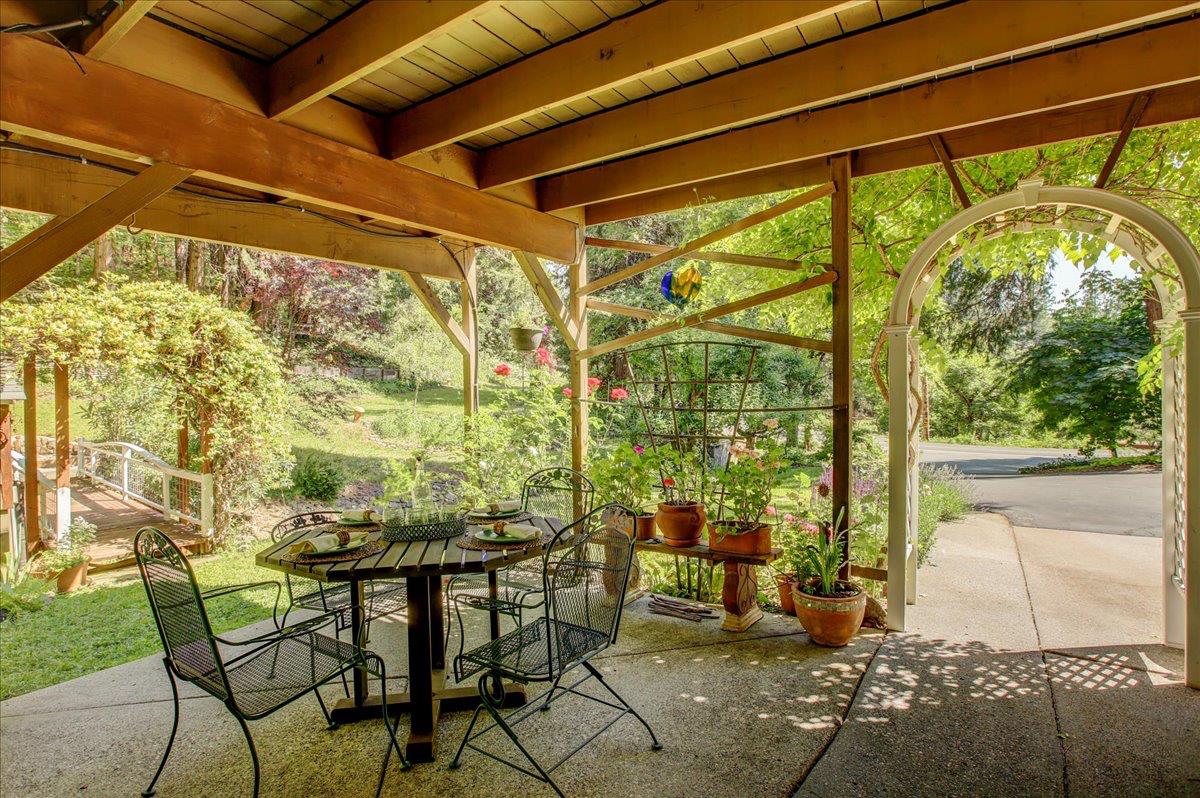 13784 Greenhorn Road Grass Valley, CA 95945 - Photo 45 of 87 Lower Patio