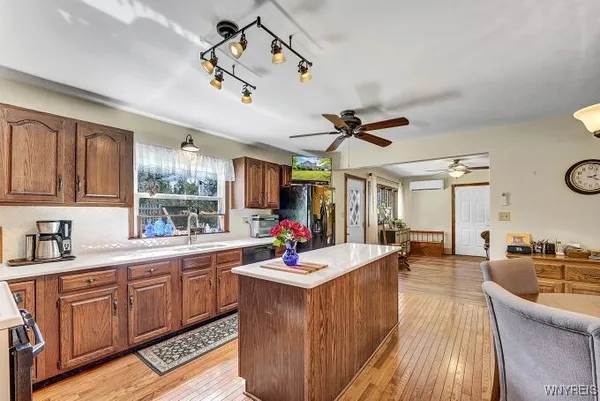 $599,999 | 2511 March Road, Eden, NY 14057