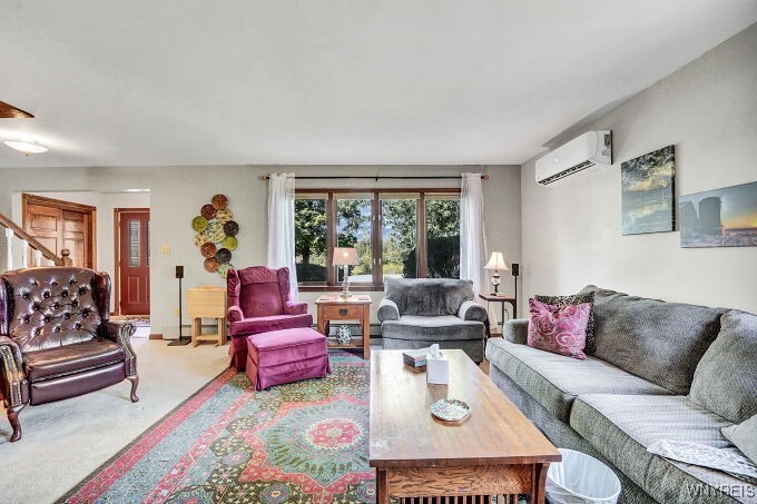 2511 March Road Eden, NY 14057 - Photo 5 of 32 Main living room