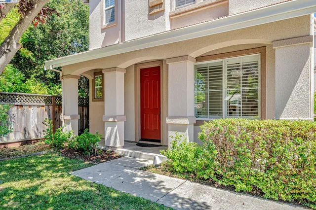 $1,625,000 | 260 Abigail Circle, Danville, CA 94506