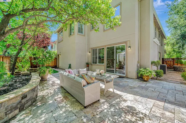 $1,625,000 | 260 Abigail Circle, Danville, CA 94506