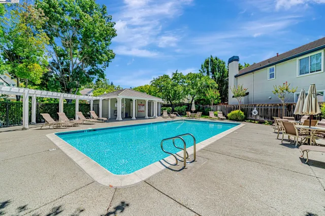 $1,625,000 | 260 Abigail Circle, Danville, CA 94506