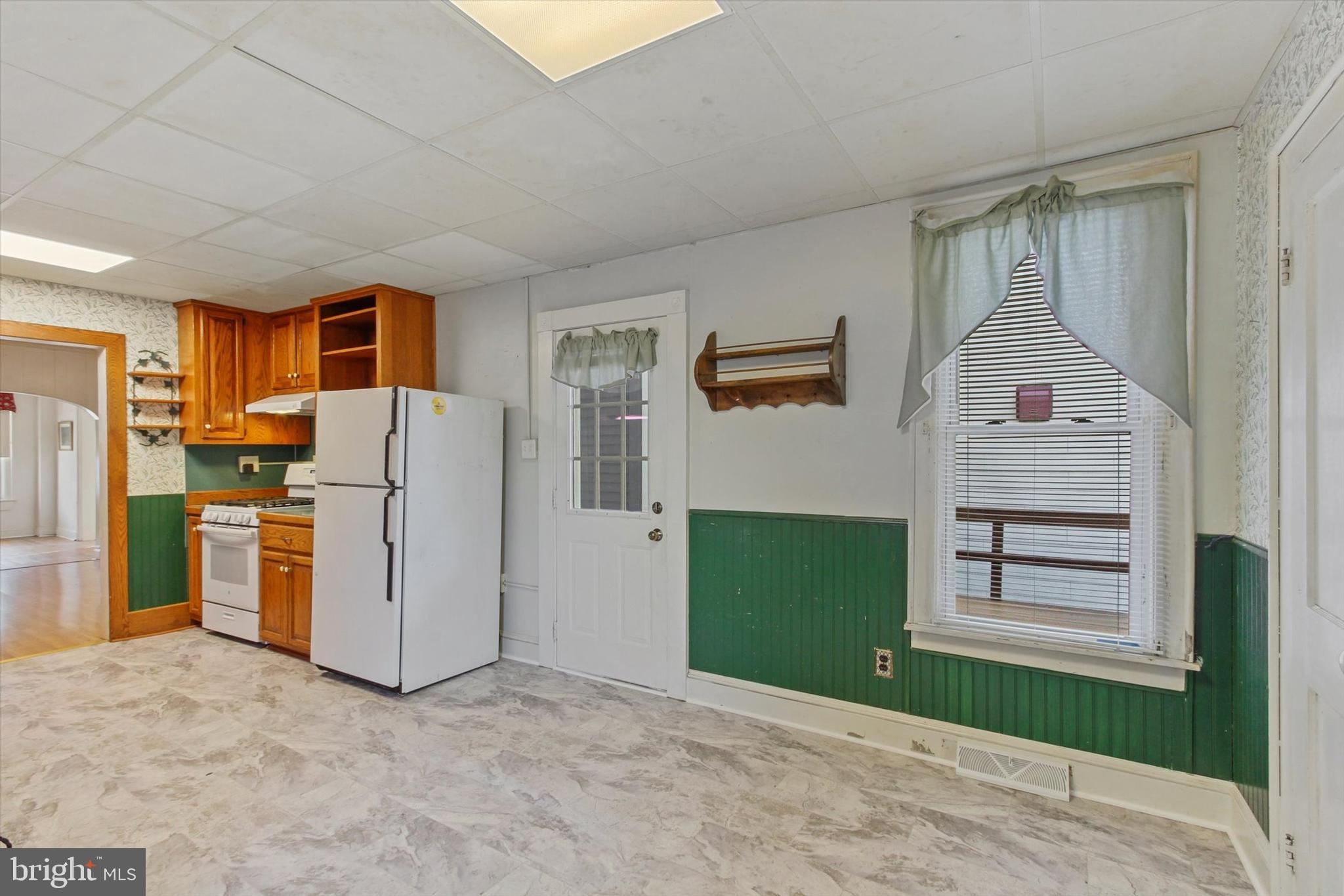 435 Baltimore Street Hanover, PA 17331 - Photo 17 of 30 Gallery Image 17