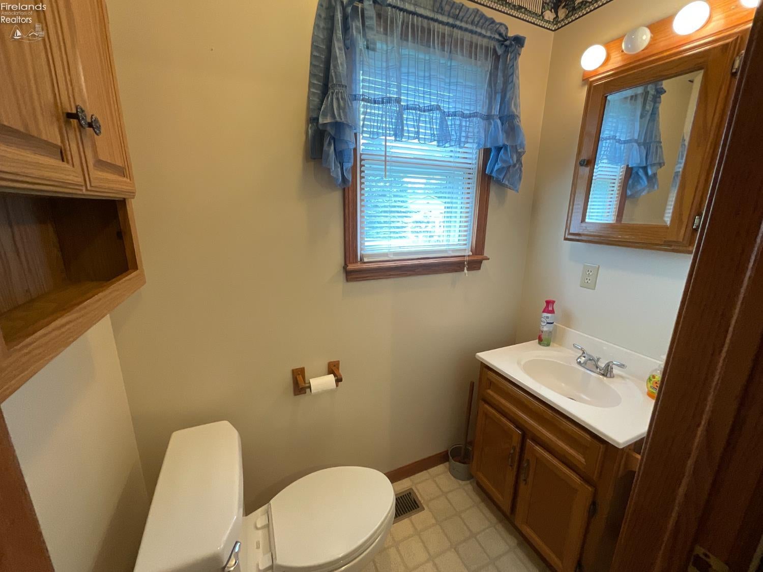 300 West Cole Road Fremont, OH 43420 - Photo 20 of 31 Gallery Image 20