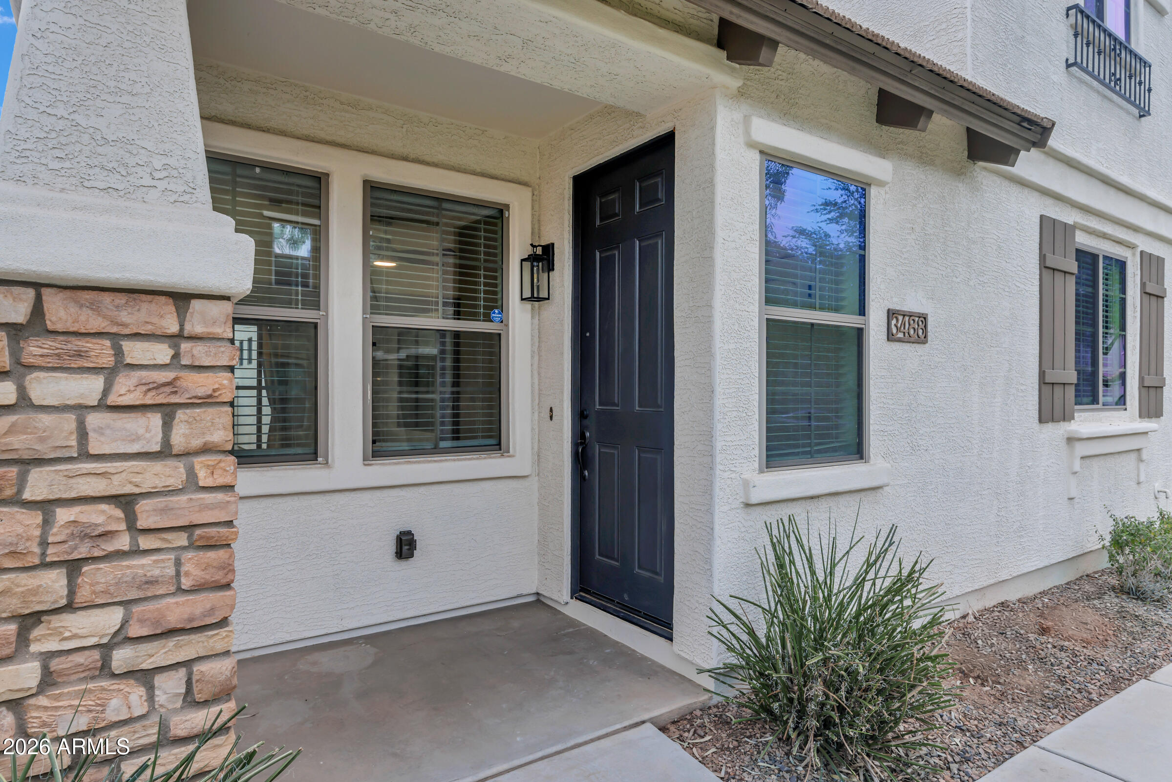 3488 South Seneca Way Gilbert, AZ 85297 - Photo 4 of 42 3488 S Seneca Way-4