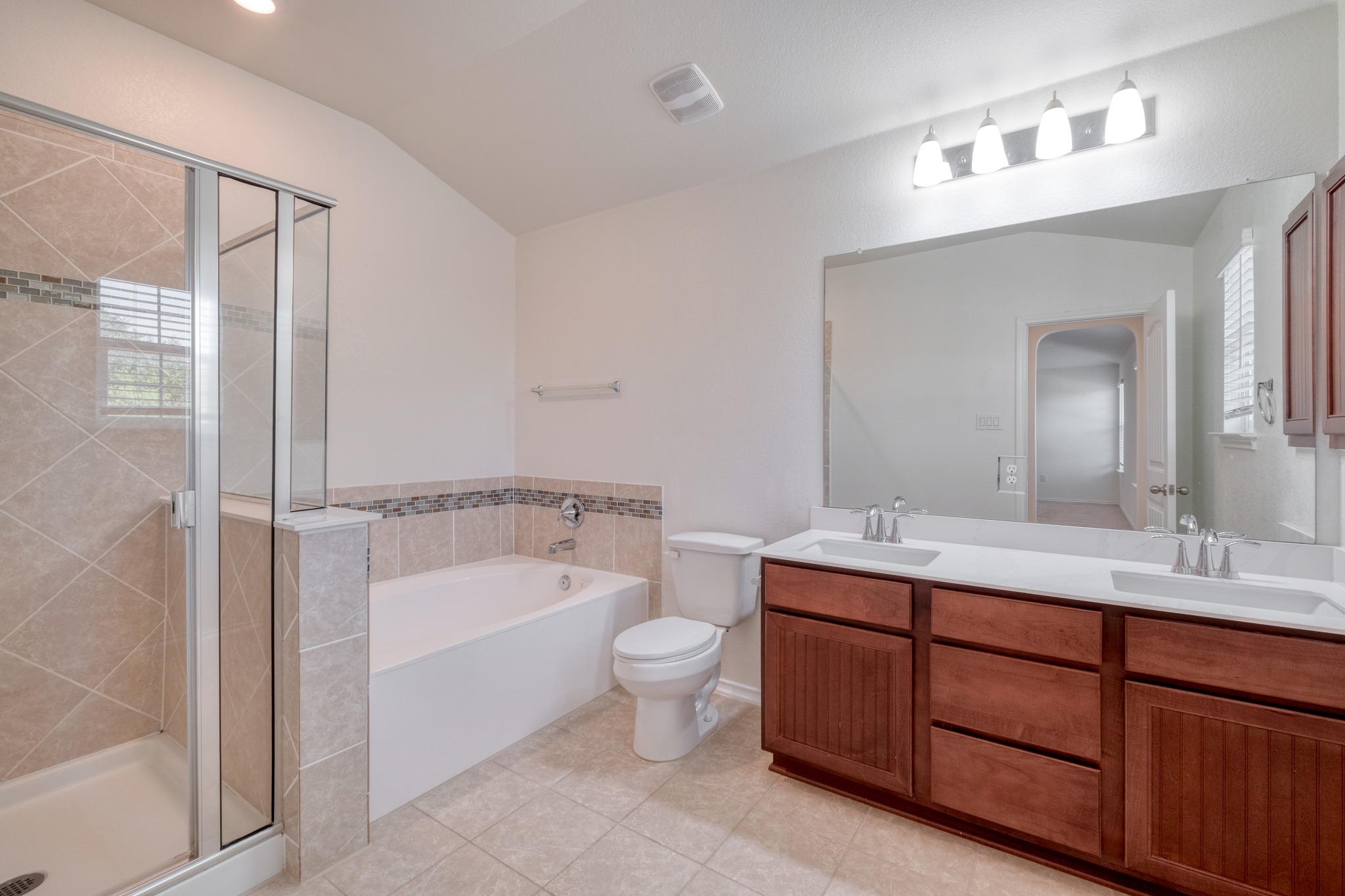 185 Azure Cove Kyle, TX 78640 - Photo 14 of 20 Gallery Image 14