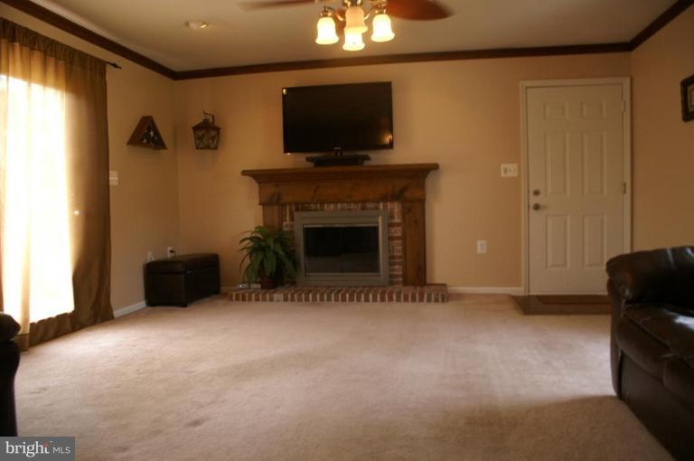 3632 Day Road Darlington, MD 21034 - Photo 11 of 25 Family Room