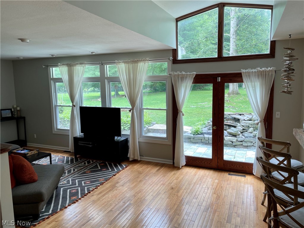 4433 Mellinger Road Canfield, OH 44406 - Photo 8 of 25 Gallery Image 8