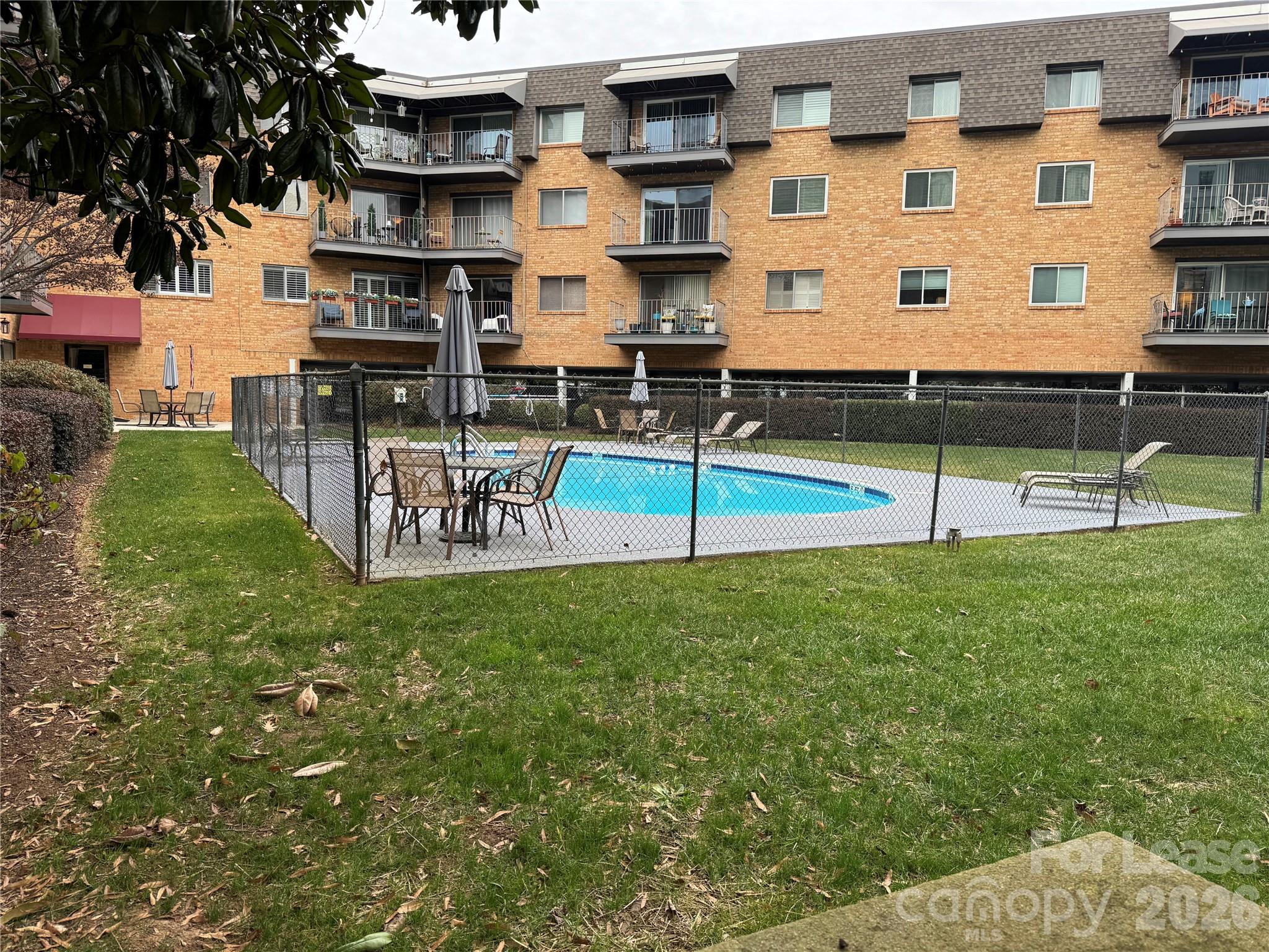 1323 Queens Road, Unit 303 Charlotte, NC 28207 - Photo 35 of 40