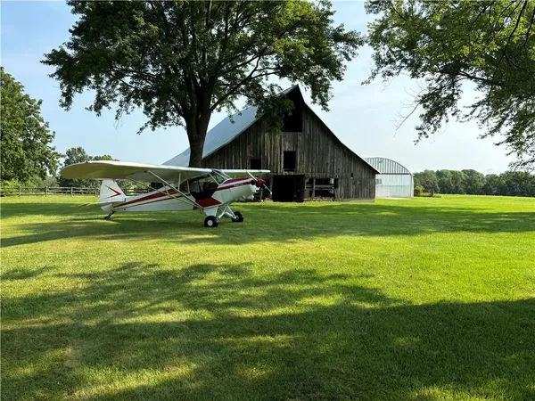 $610,000 | 8894 Ssr-z Highway, Trimble, MO 64492