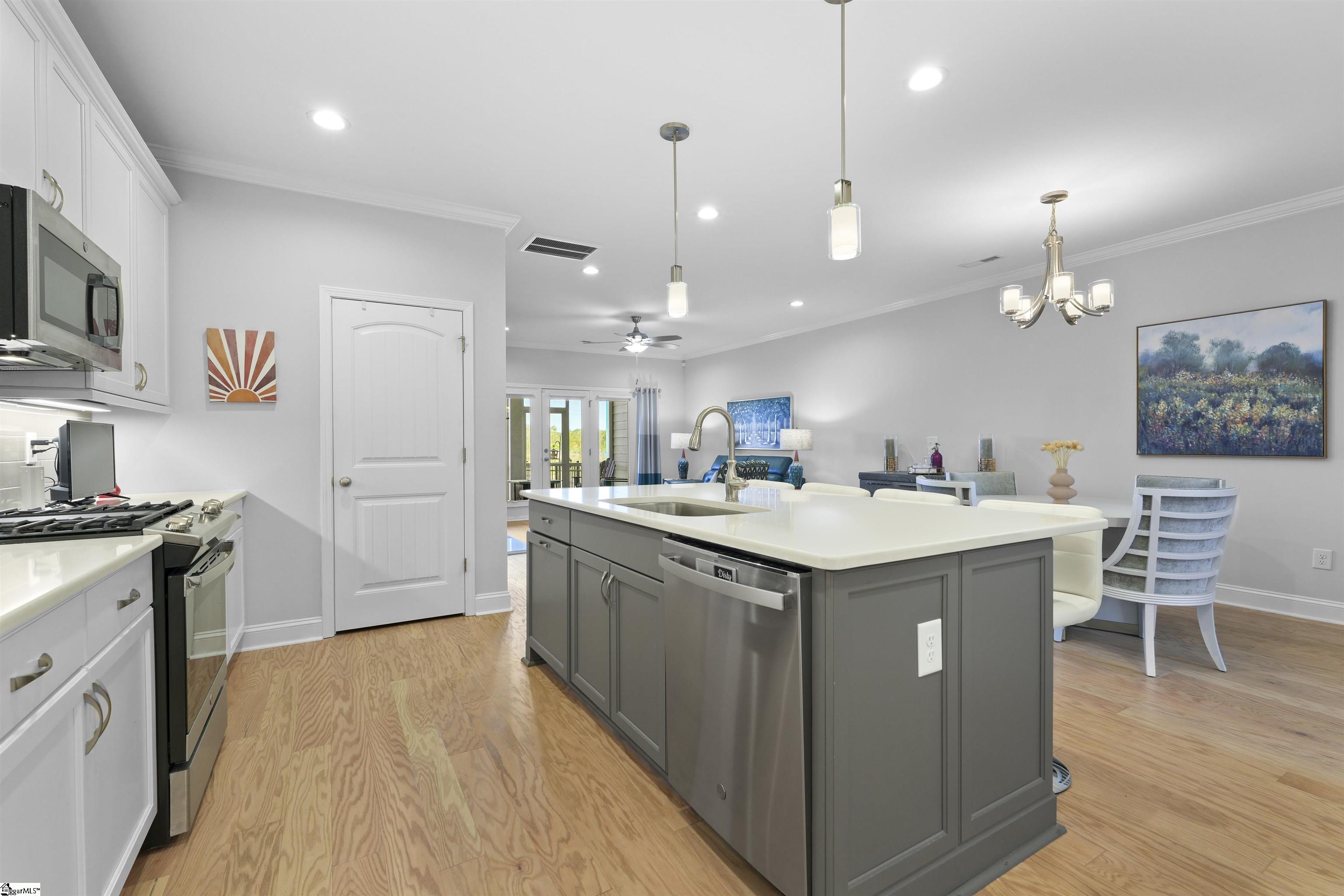 140 Green Heron Road Greenville, SC 29607 - Photo 8 of 36