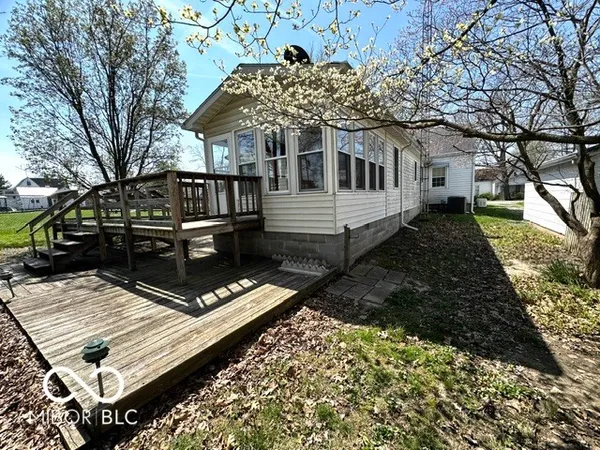 $219,000 | 411 North College Street, Rockville, IN 47872