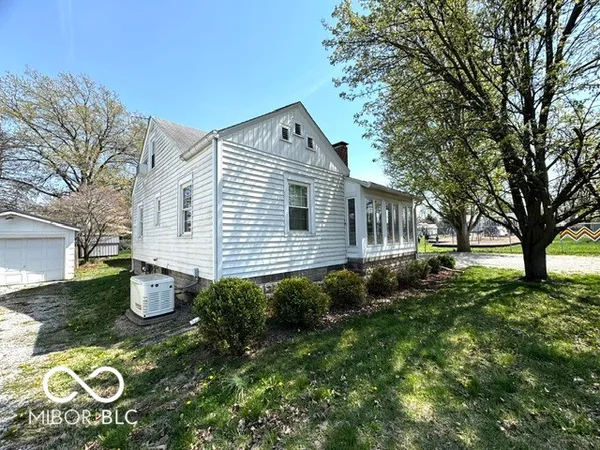 $219,000 | 411 North College Street, Rockville, IN 47872