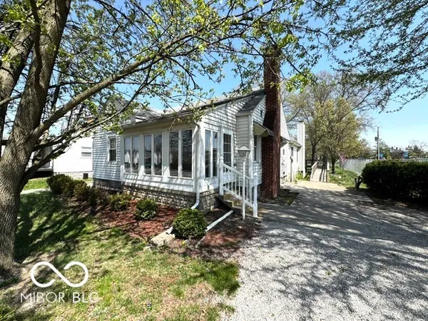 $219,000 | 411 North College Street, Rockville, IN 47872