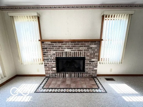 $219,000 | 411 North College Street, Rockville, IN 47872