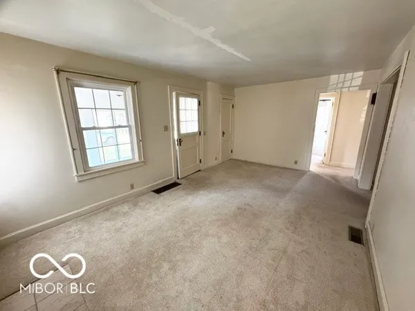 $219,000 | 411 North College Street, Rockville, IN 47872