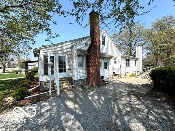 $219,000 | 411 North College Street, Rockville, IN 47872