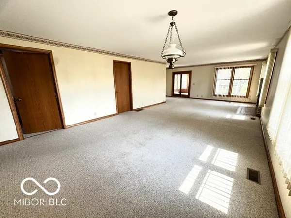 $219,000 | 411 North College Street, Rockville, IN 47872