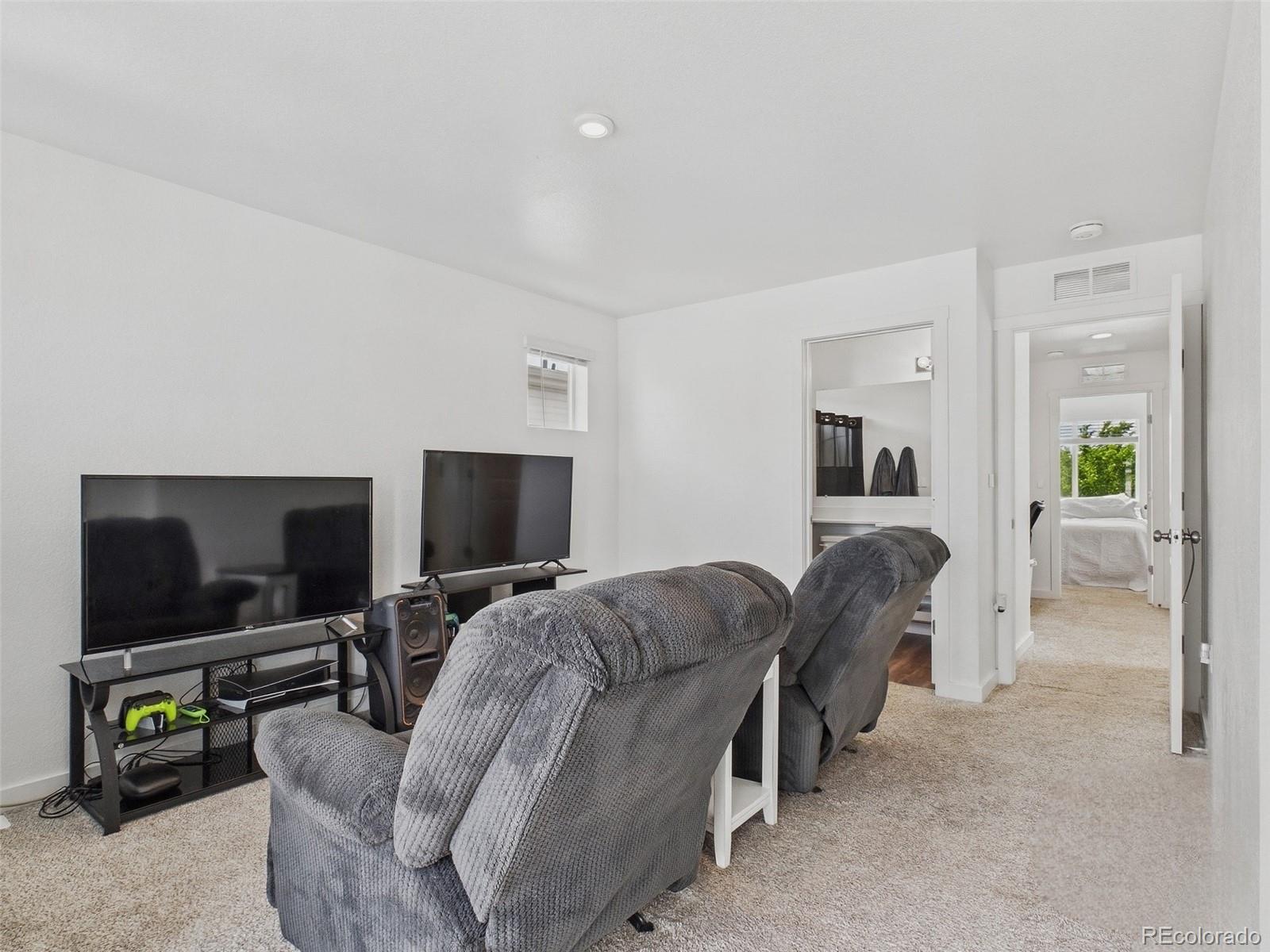 5033 North Walden Way Denver, CO 80249 - Photo 26 of 34