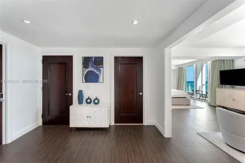 $12,000,000 | 4391 Collins Avenue, Unit 512, Miami Beach, FL 33140
