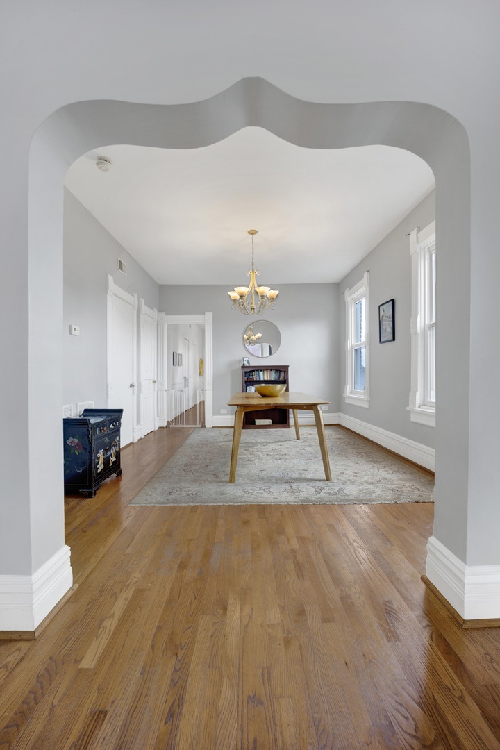 1848 West Cermak Road, Unit 3 Chicago, IL 60608 - Photo 8 of 36 Gallery Image 8