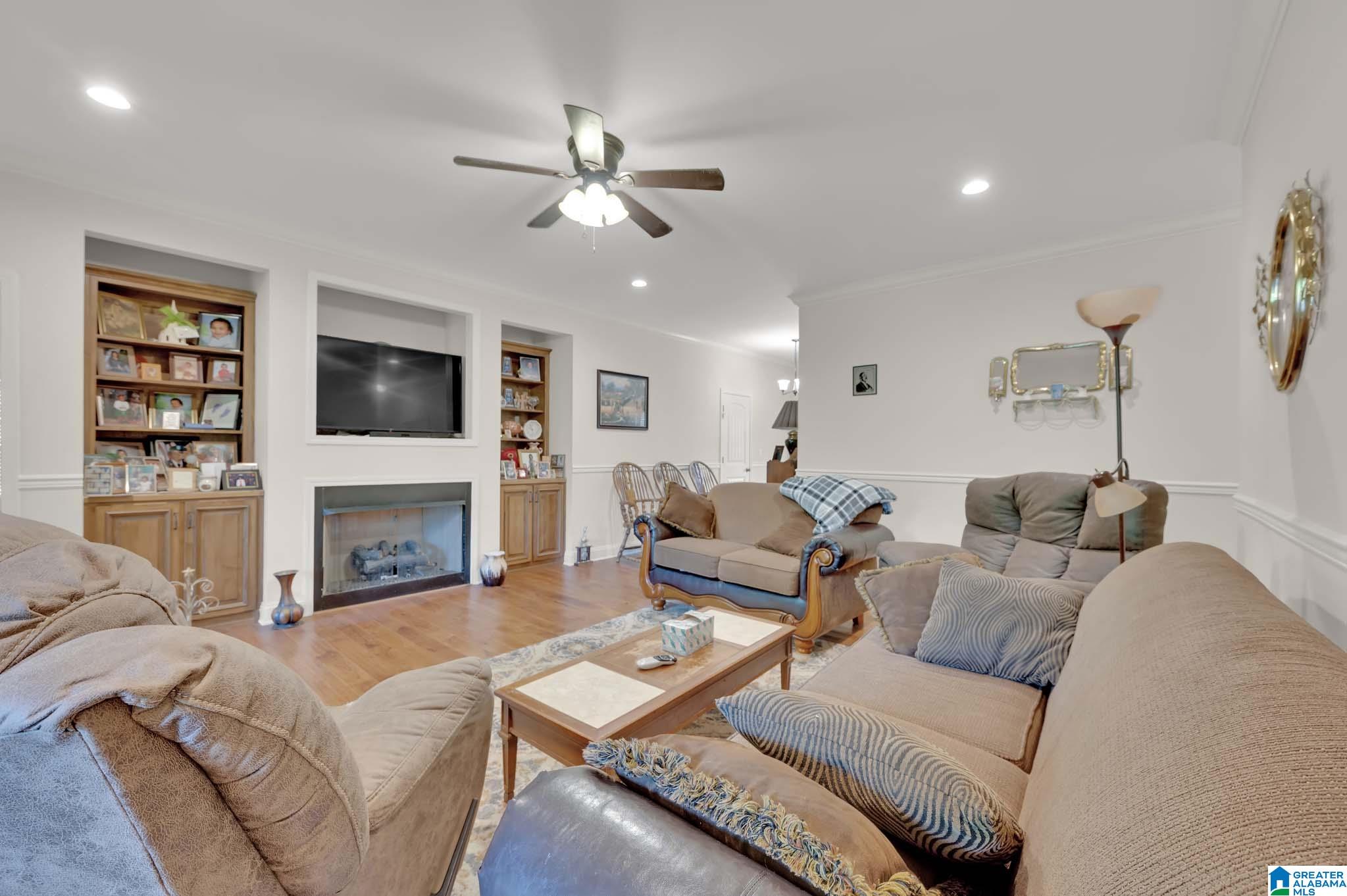 209 Hudson Avenue Oneonta, AL 35121 - Photo 17 of 29