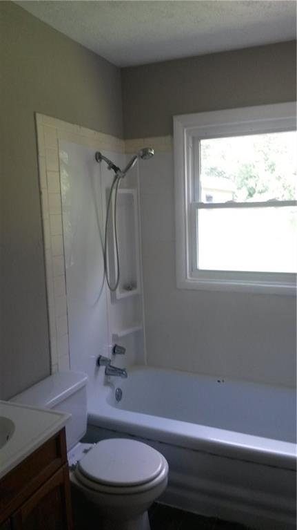8110 Barry Road Indianapolis, IN 46219 - Photo 4 of 5 Gallery Image 4