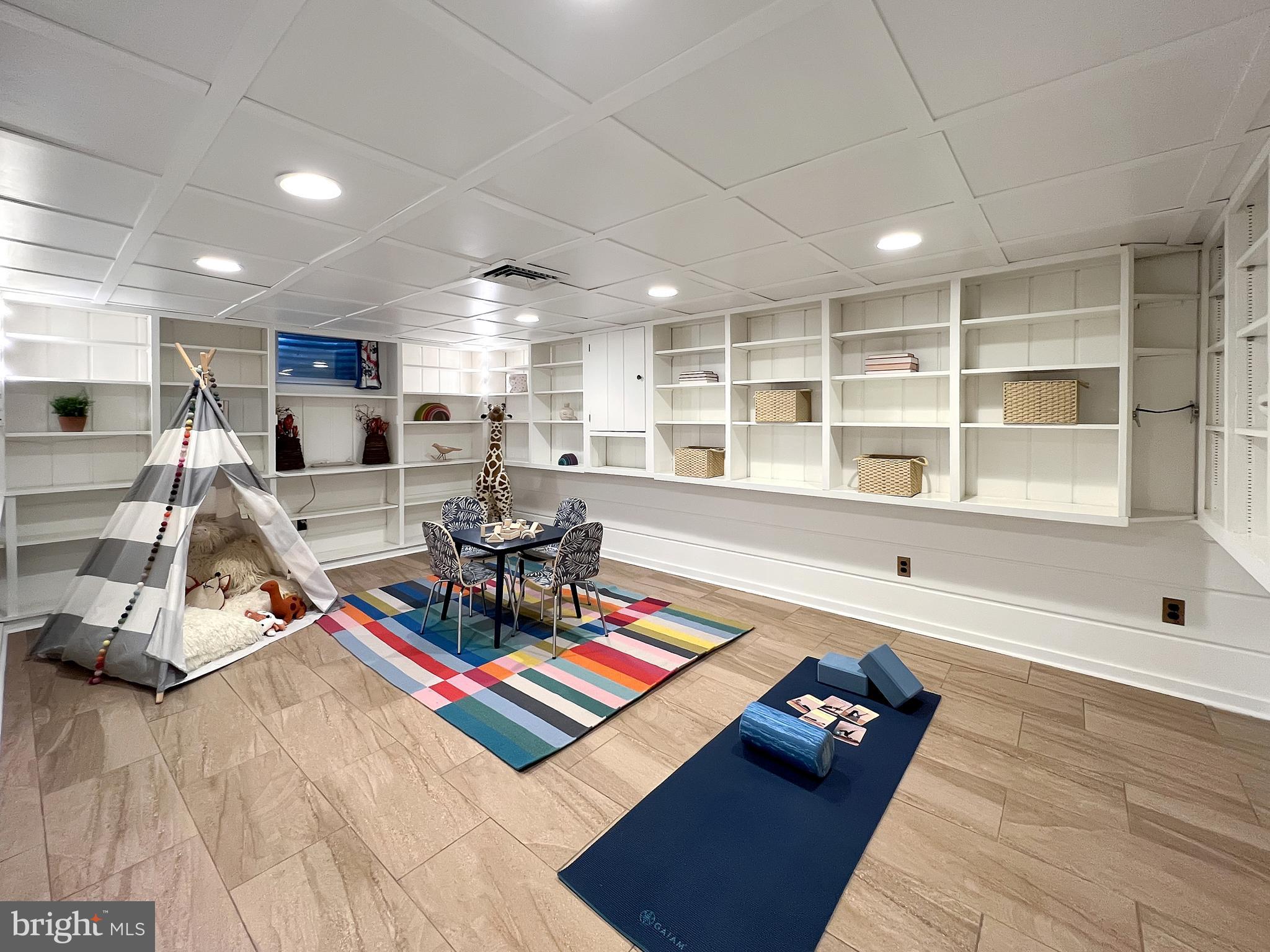 9801 Old Spring Road Kensington, MD 20895 - Photo 30 of 38 Lower level room with lots of options