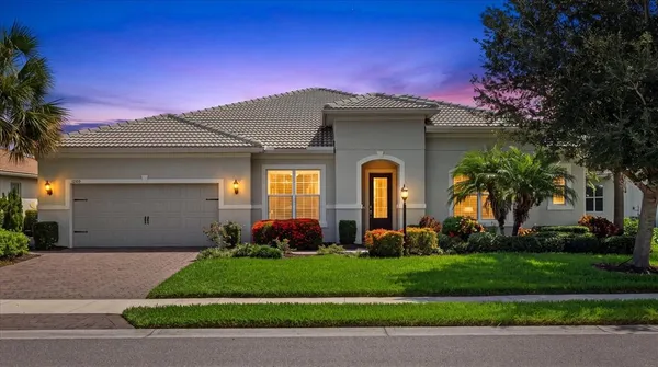 $899,900 | 12105 Seabrook Avenue, Bradenton, FL 34211