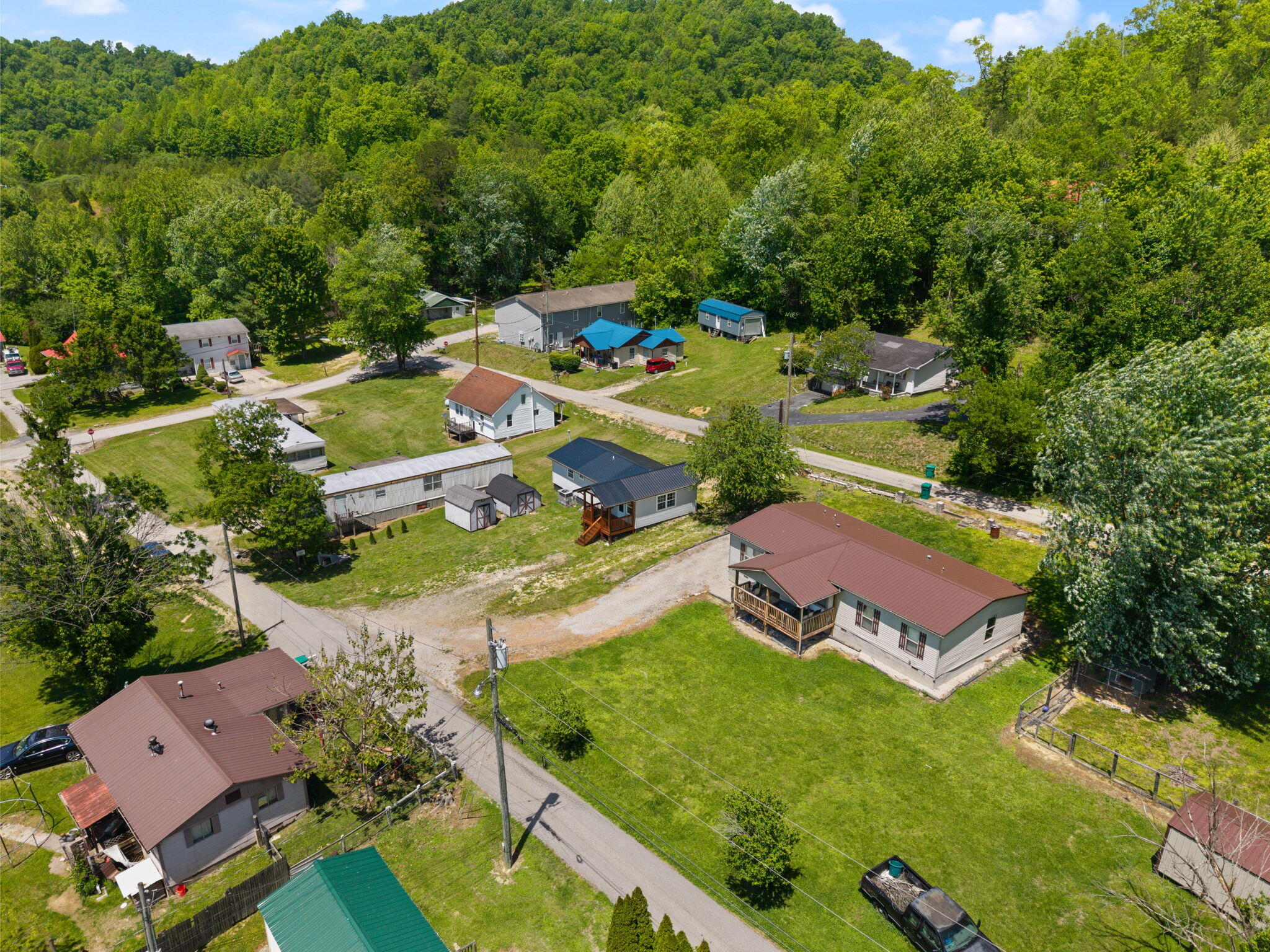 131 Barber Road Clearfield, KY 40313 - Photo 37 of 46 37-web-or-mls-DJI_20260513130234_0036_D