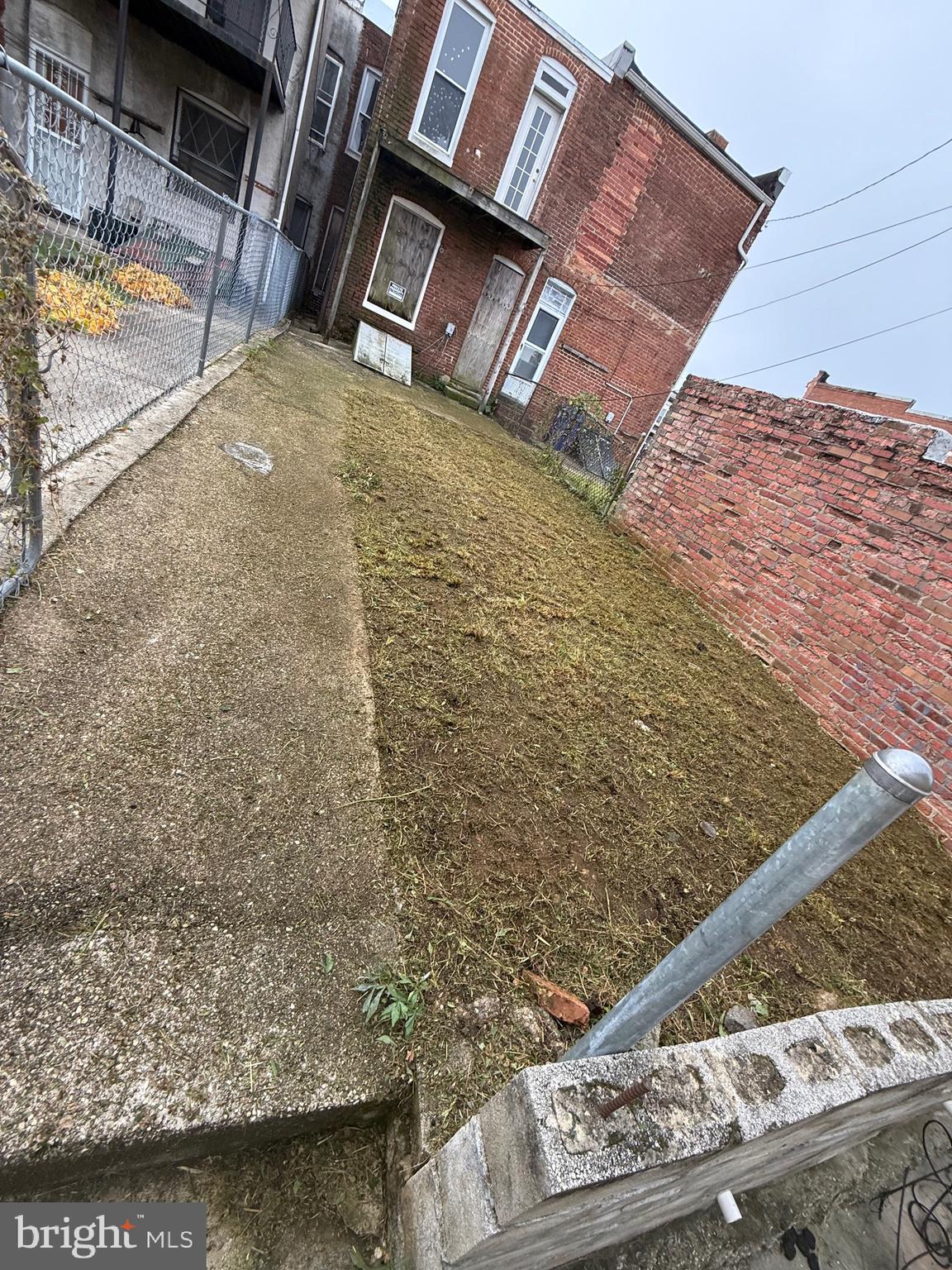 2754 Riggs Avenue Baltimore, MD 21216 - Photo 4 of 13 a view of roof