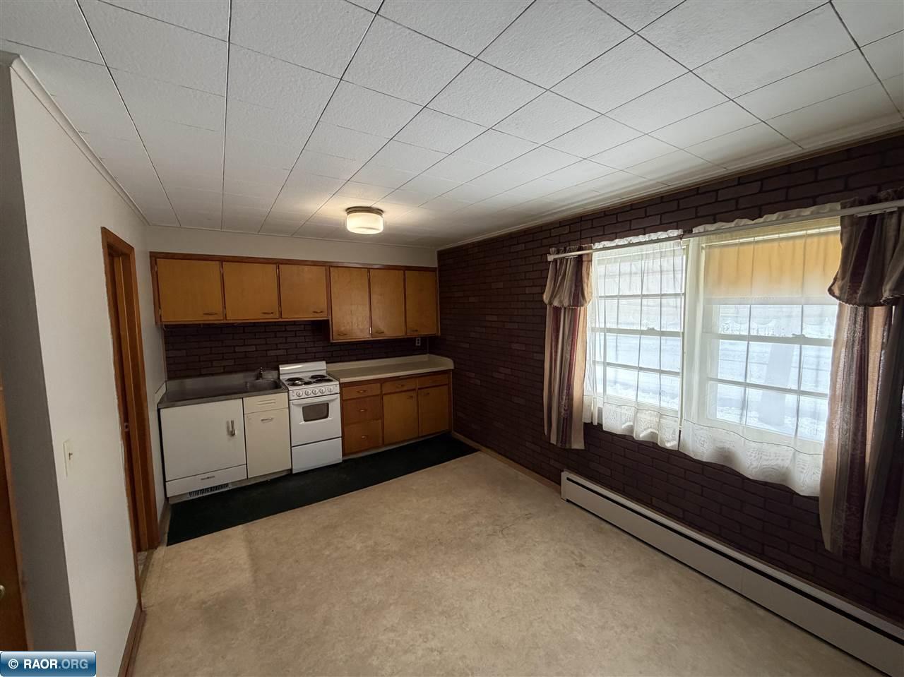205 10th Street South Virginia, MN 55792 - Photo 14 of 30