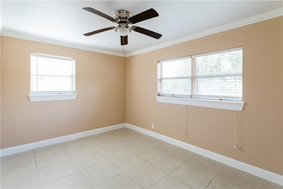 341 West 16th Way Riviera Beach, FL 33404 - Photo 14 of 33 Photo 14