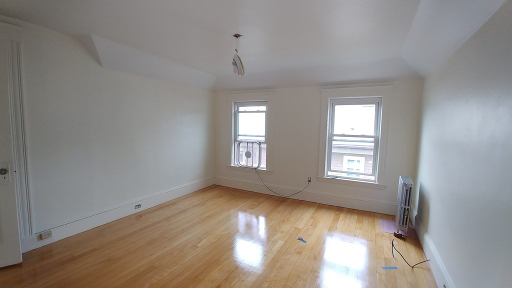 28 Commonwealth Road, Unit 3 Watertown, MA 02472 - Photo 3 of 5
