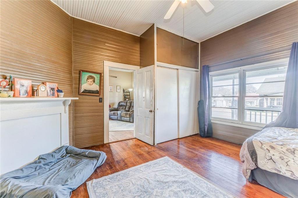 30 Oak Street Aragon, GA 30104 - Photo 10 of 38 a bedroom with furniture and a window