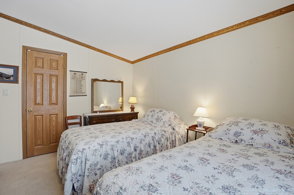 5 Cabot Road Winchendon, MA 01475 - Photo 22 of 31