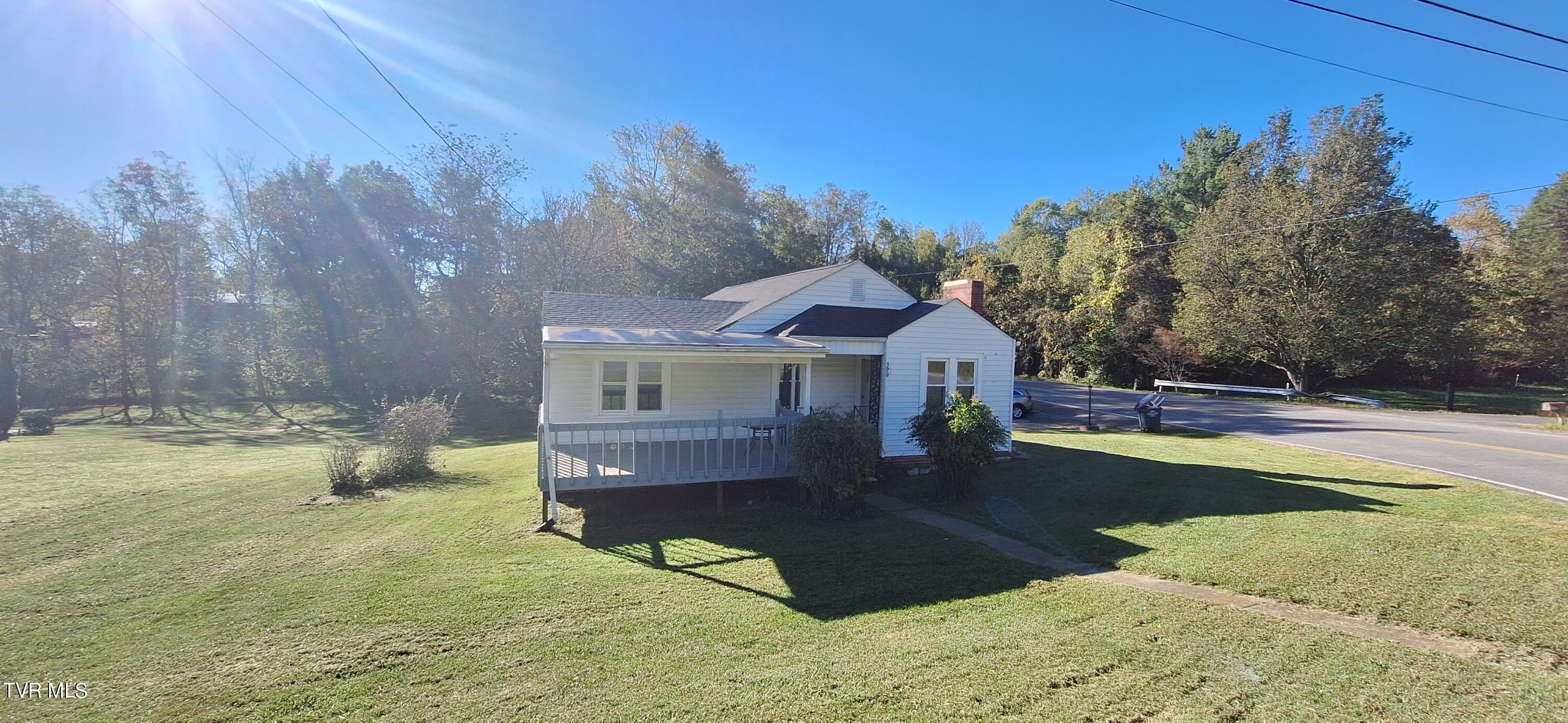590 Emory Church Road Kingsport, TN 37664 - Photo 2 of 23 EC1