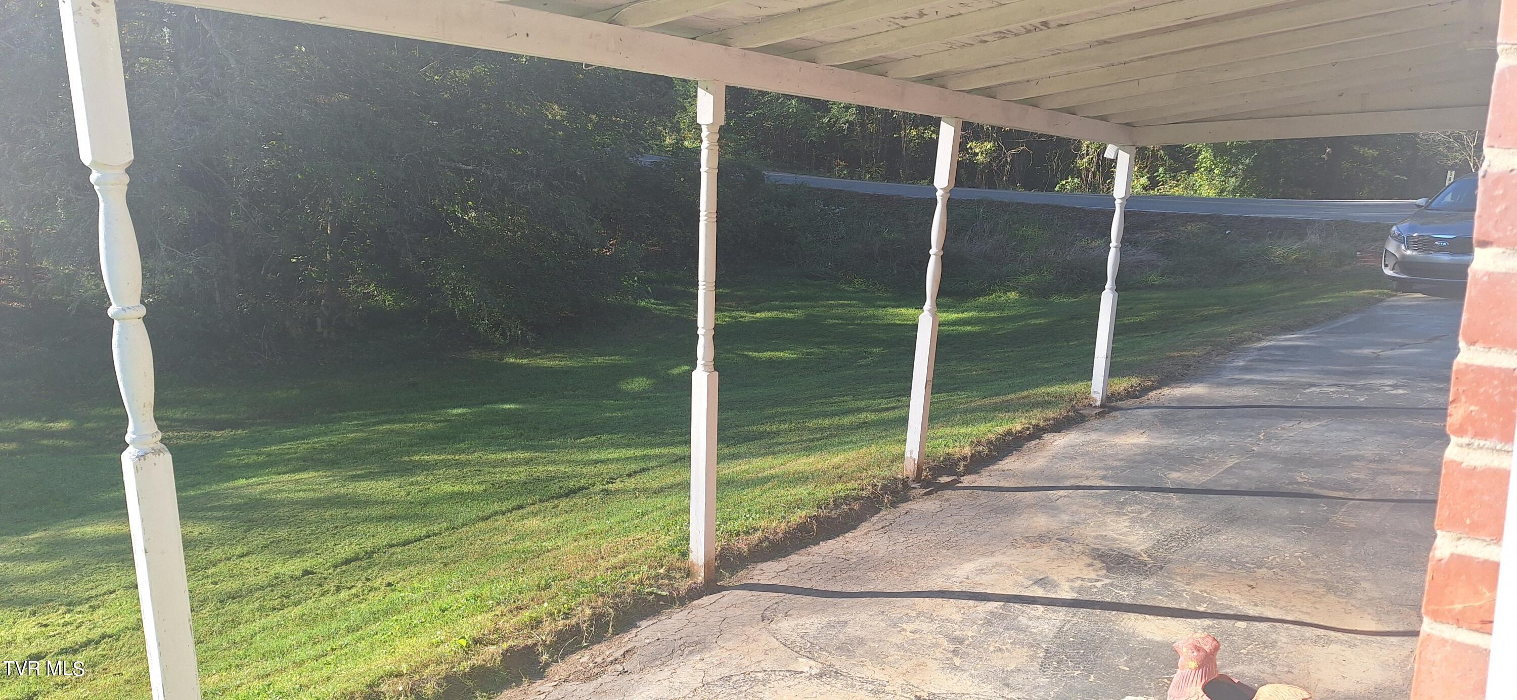 590 Emory Church Road Kingsport, TN 37664 - Photo 6 of 23 20241011_093957