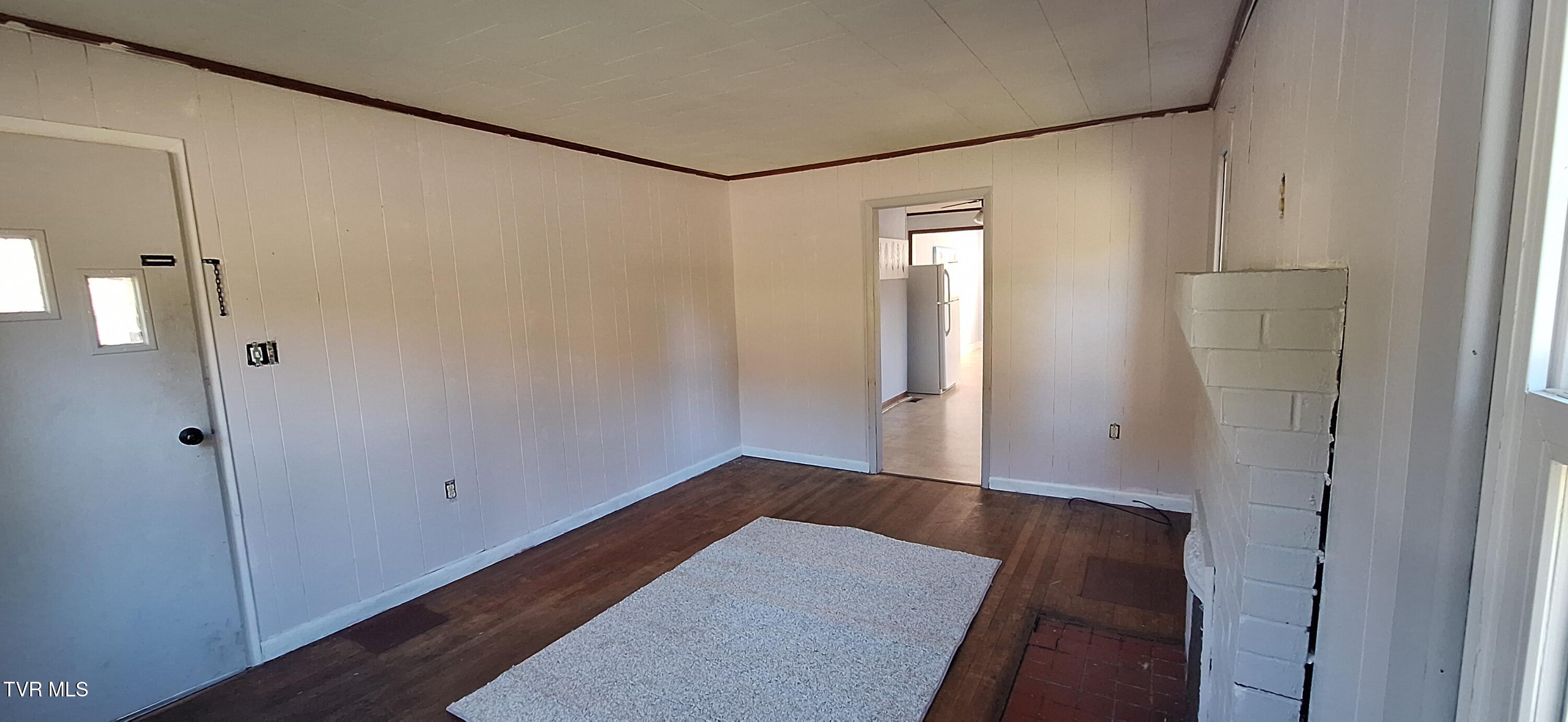 590 Emory Church Road Kingsport, TN 37664 - Photo 8 of 23 20241011_094343